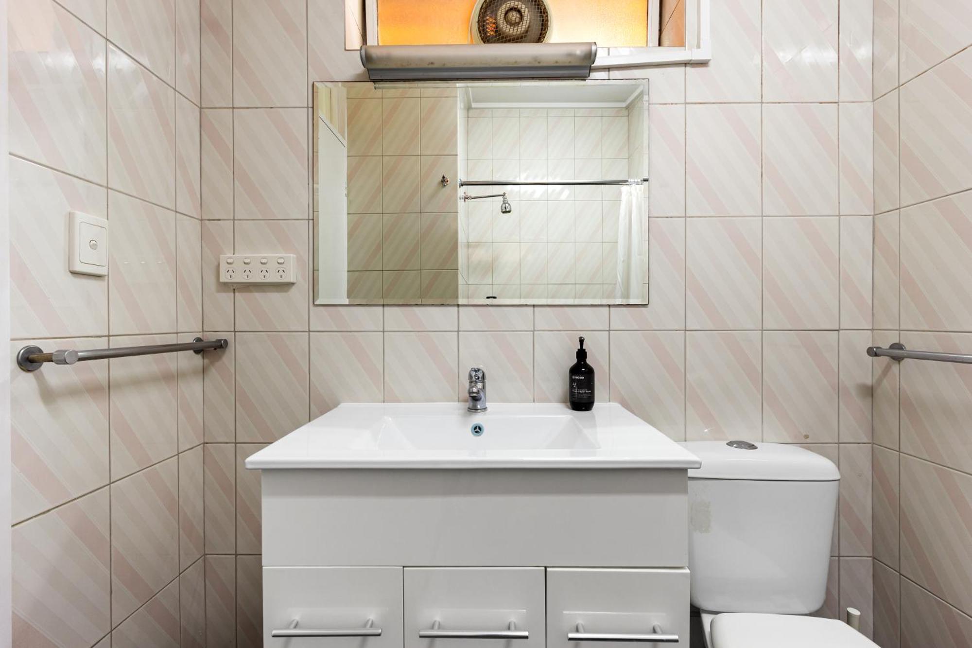 Econo Lodge East Adelaida Habitación foto